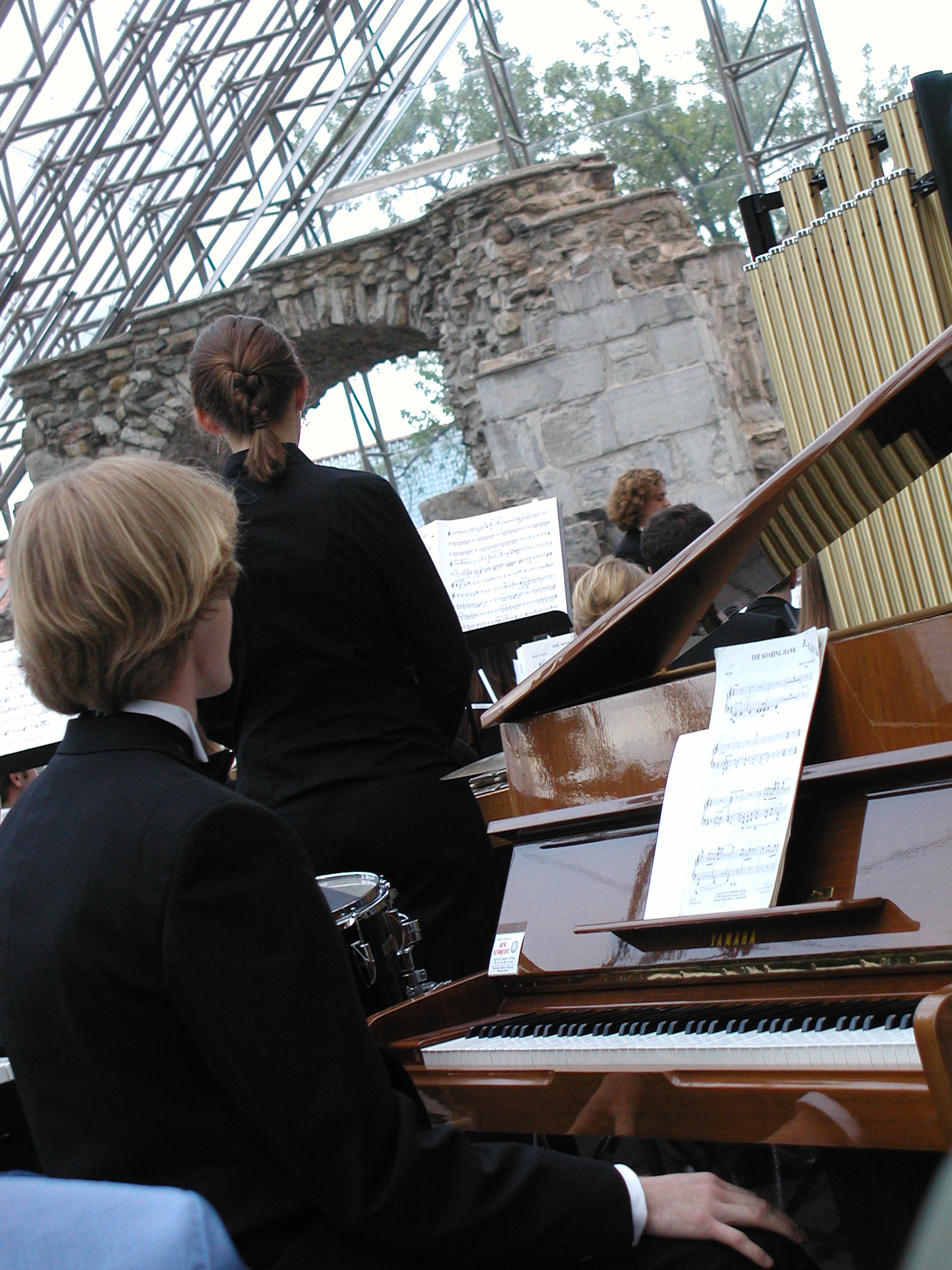 Hamar bina piano