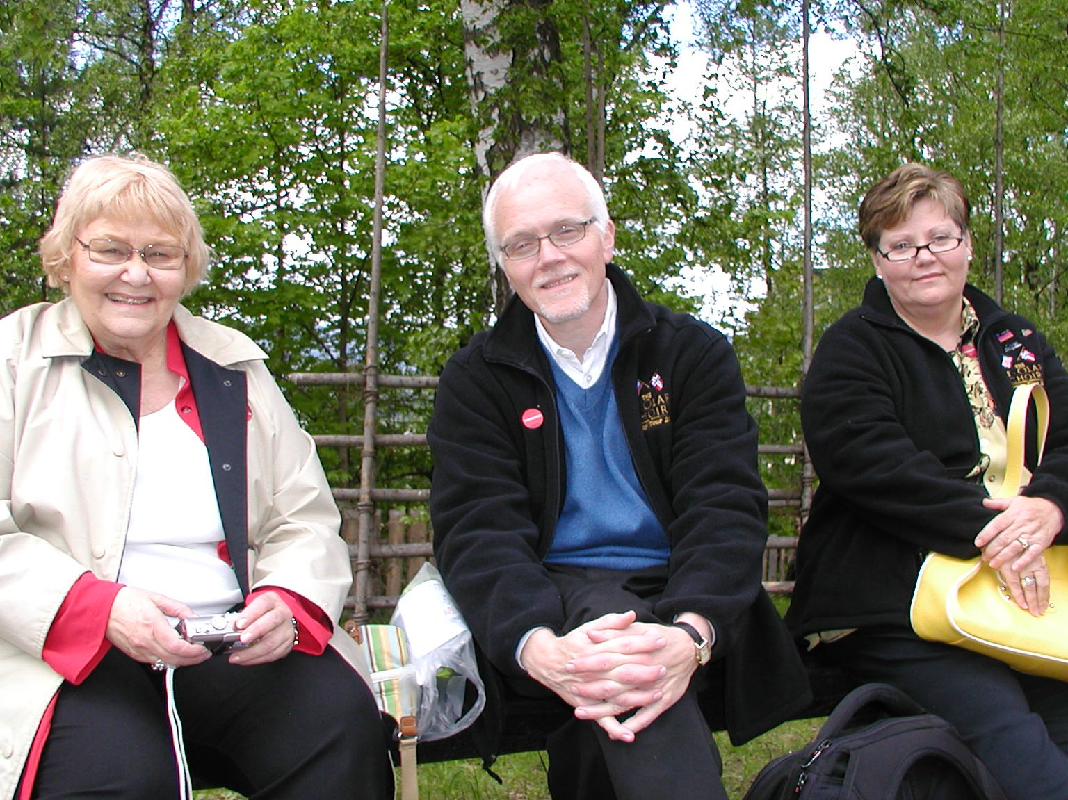 Maihaugen-Bea, Sid, Mitzi