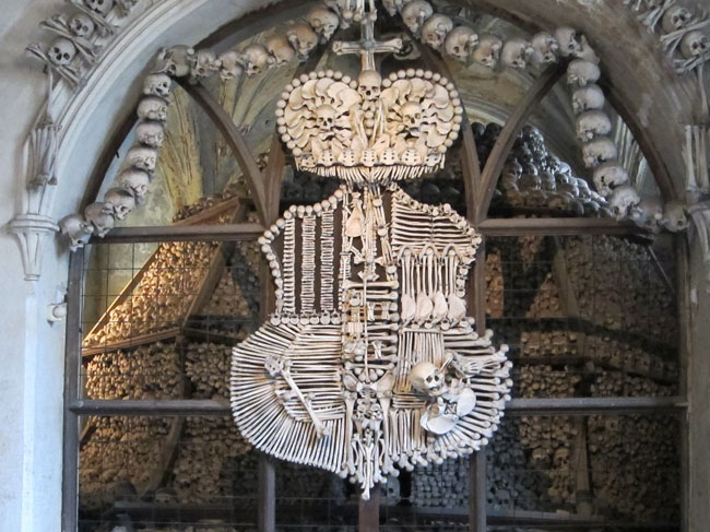 OssuaryBoneChurch1188