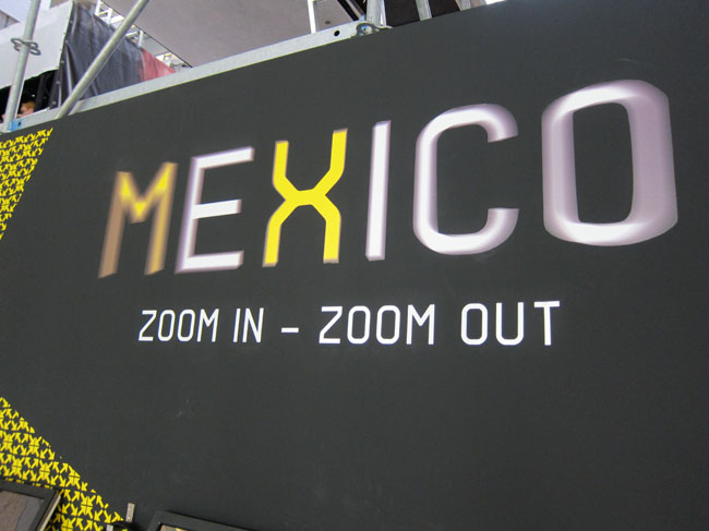 1MexicoExhibition1590