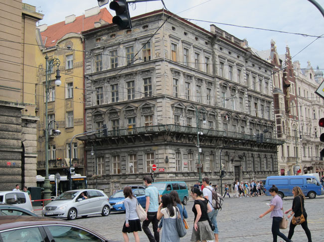 PragueBldgs0183