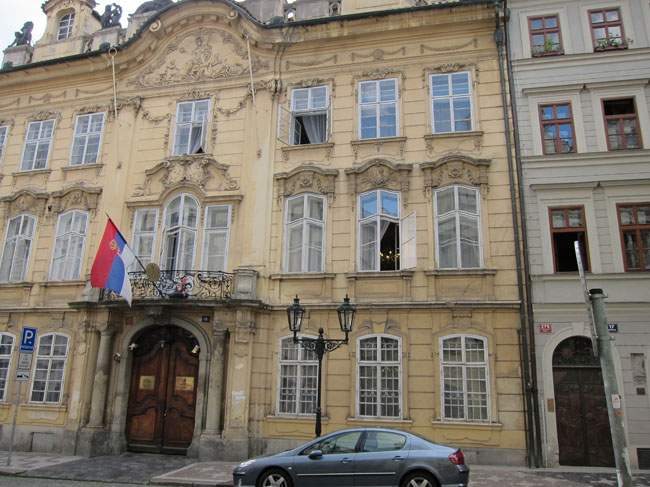 PragueBldgs0303
