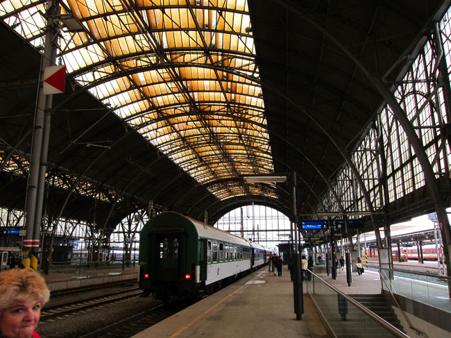 PragueTrainStation1123