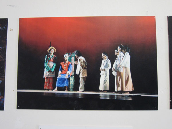 IndiaStudentExhibit_3510