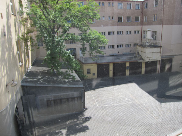 NationalTheaterShops_3011