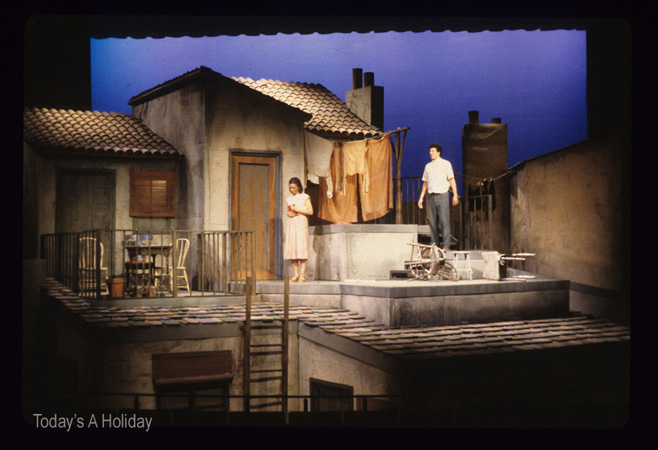 26_TodaysA_Holiday11