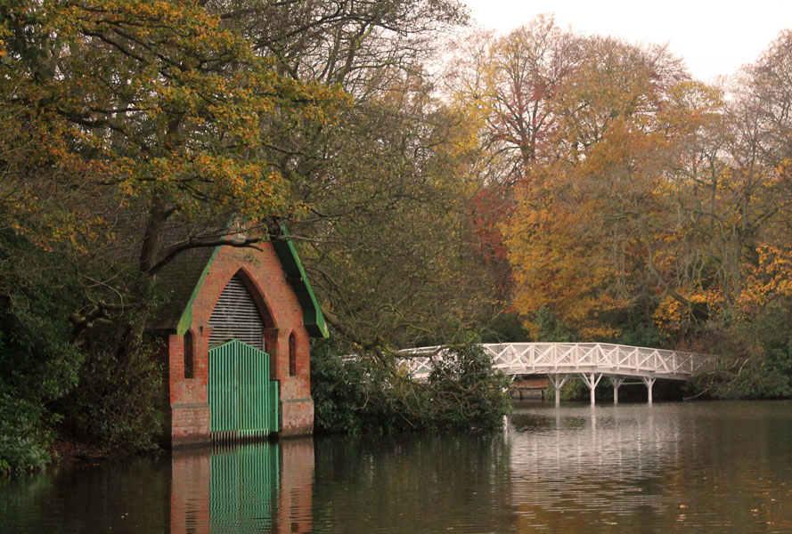 boathouse-and-bridge Door